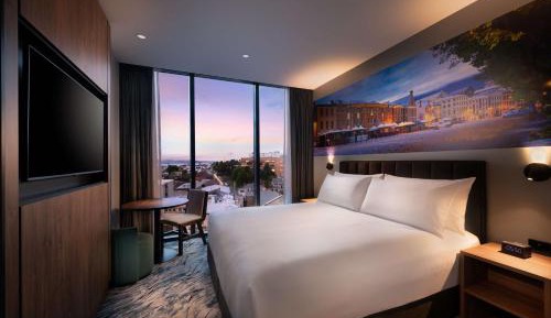 King Guest Room
