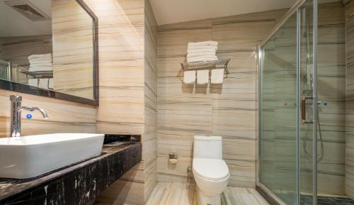 Triple Room with Bathroom