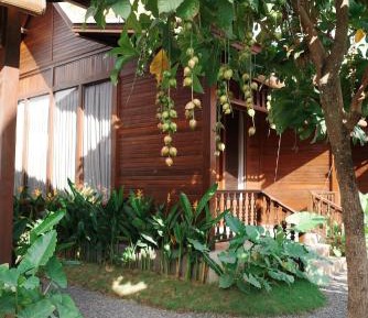 Villa with Garden View