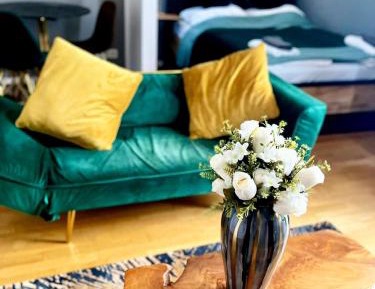 King Studio with Sofa Bed