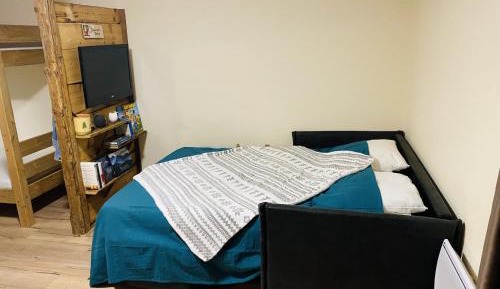 Superior One-Bedroom Apartment