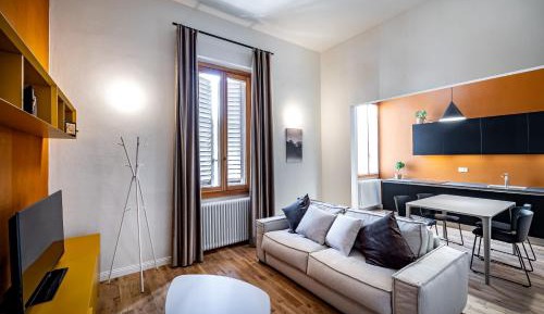 Three-Bedroom Deluxe Apartment