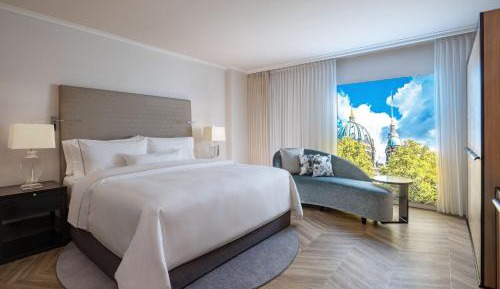 Westin Grand King Apartment