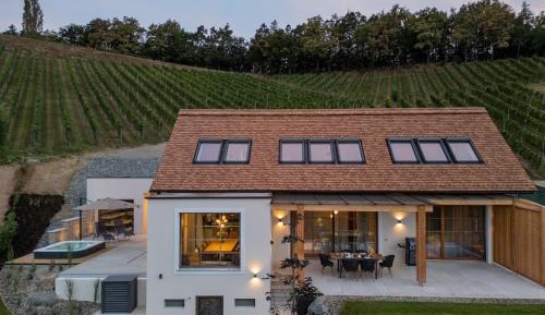 Three-Bedroom Holiday Home 