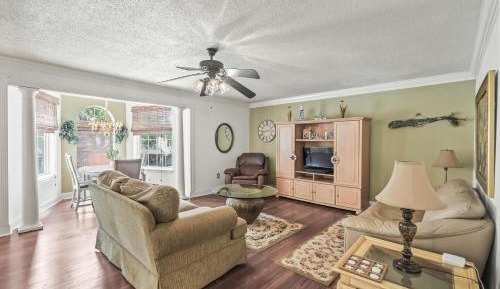 Two-Bedroom Holiday Home