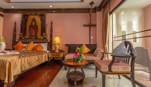 Deluxe Double or Twin Room with Pool View