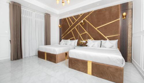 Deluxe Family Room