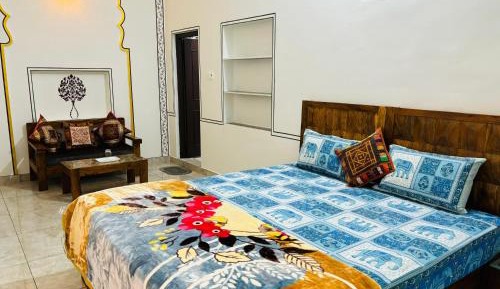 Queen Room with Balcony