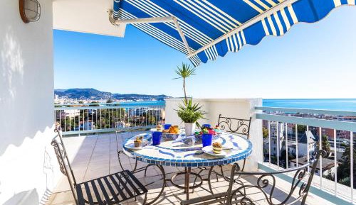 Apartment with Terrace
