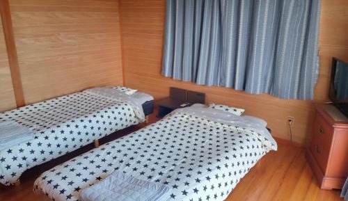 Economy Twin Room