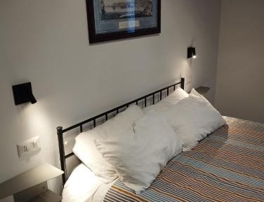 One-Bedroom Standard Apartment
