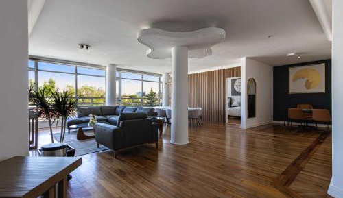 Three-Bedroom Superior Apartment