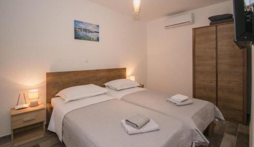 Classic Quadruple Room