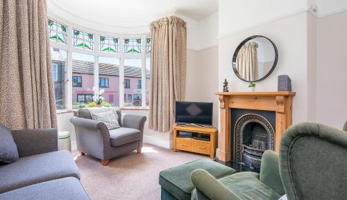 Three-Bedroom Holiday Home 