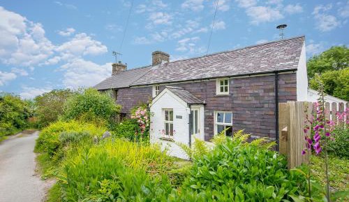 Two-Bedroom Holiday Home