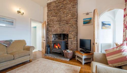 Two-Bedroom Holiday Home