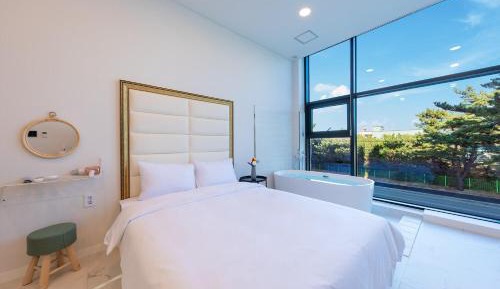 Double Room 4