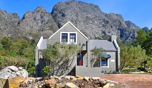 Deluxe Cottage