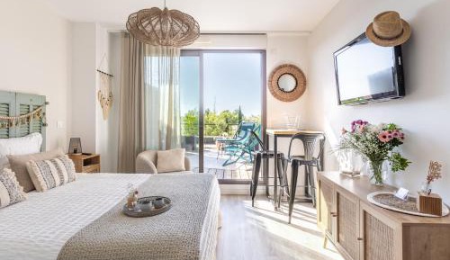 Studio with Pool View