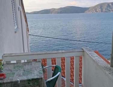 One-Bedroom Apartment with Sea View