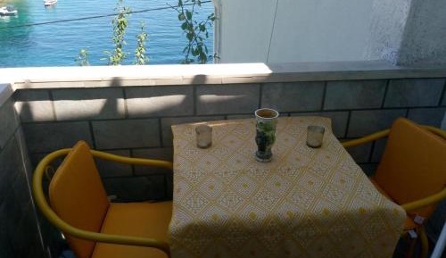 One-Bedroom Apartment with Terrace