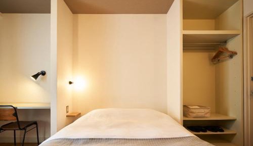 Double Room with Shared Bathroom - Non-Smoking