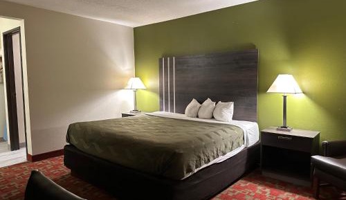 Standard King Room
