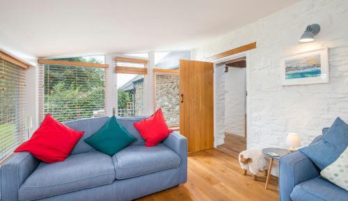Three-Bedroom Holiday Home 
