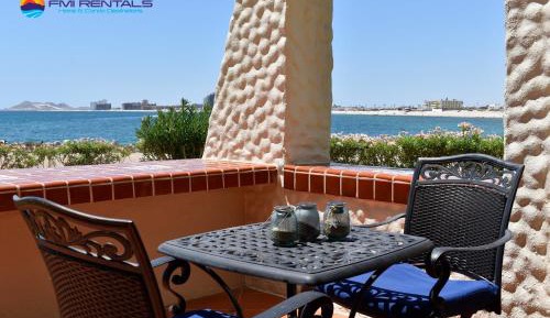 Two-Bedroom Apartment with Terrace and Sea View