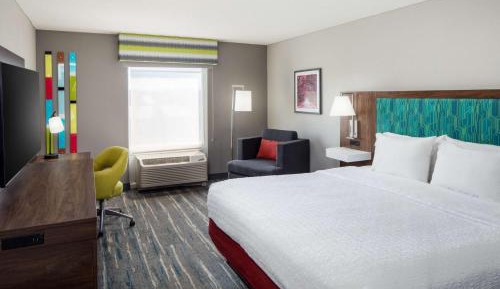 King Room with King Bed - Non-Smoking