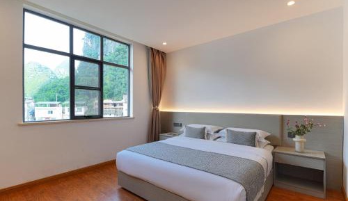 Double or Twin Room with Balcony