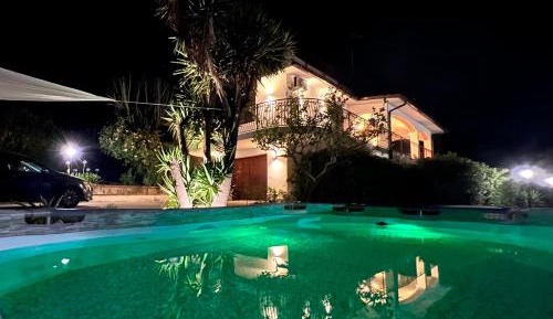 Villa with Sea View