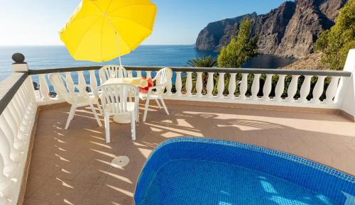 Villa with Sea View