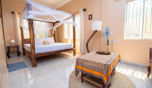 Large Double Room