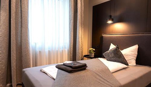 Deluxe Single Room