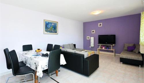 Four-Bedroom Holiday Home