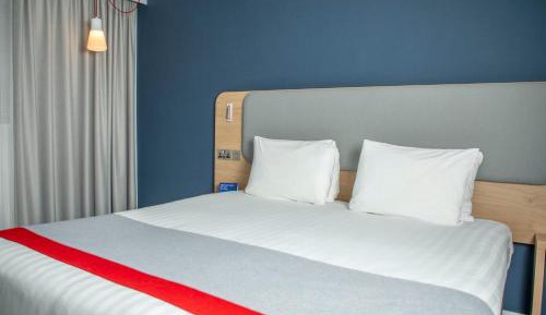 Double Room with Free Hot Breakfast - Accessible