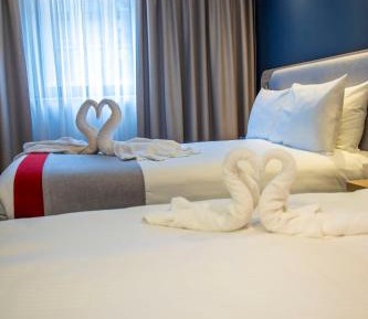 Standard Double Room with Sofa Bed and Free Hot Breakfast