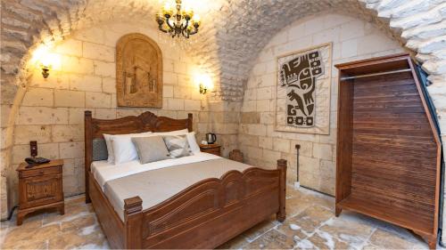 Large Single Room