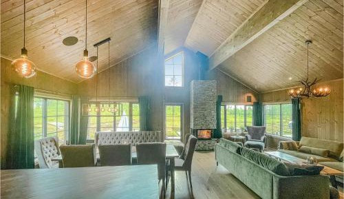 Five-Bedroom Holiday Home