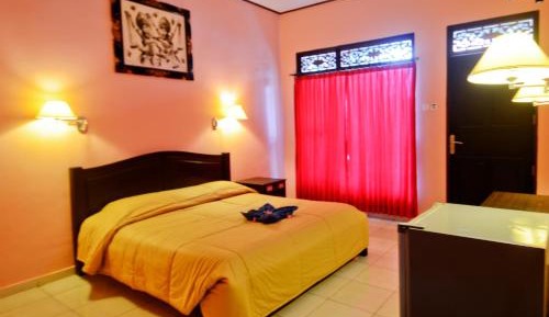 Standard Double Room with Breakfast
