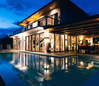 Family Villa & Presidential Infinity Pool