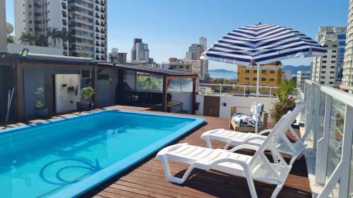 Two-Bedroom Apartment with City View