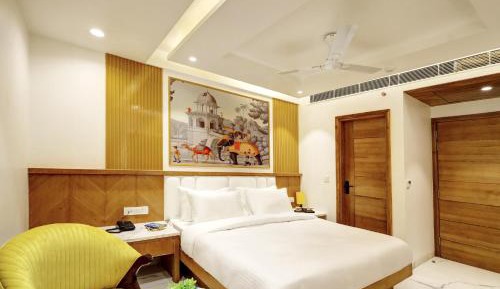 Superior King Room