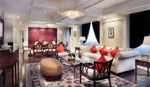 Opera Wing Grand Prestige King Suite