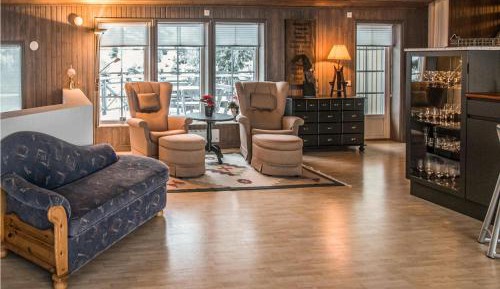 Four-Bedroom Holiday Home