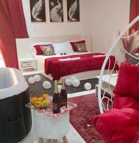 King Room with Spa Bath