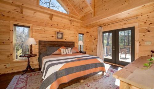 Five-Bedroom Holiday Home