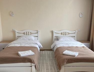 Large Twin Room