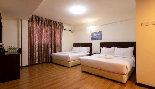 Deluxe Family Room